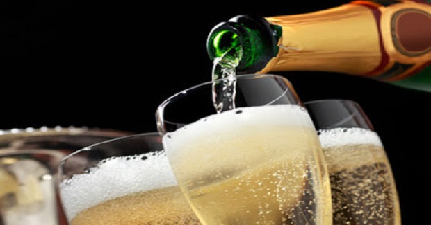 Good News For Champagne Lovers! This Drink Can Protect Our MEMORY!